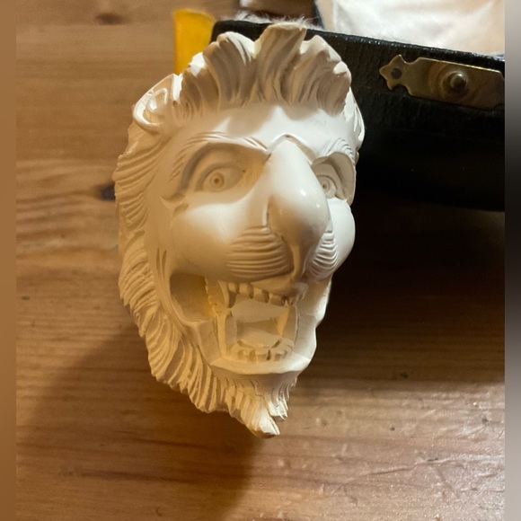 Meerschaum: O Mighty Lion and Sultan sepiolite vintage hand carved duo pipe set. - Picture 5 of 16